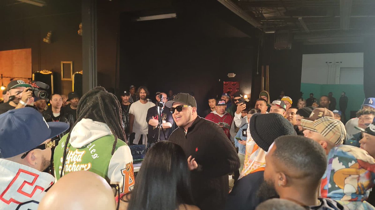 EptosUno's tweet photo. Hay niveles en esta mierda 🇲🇽🔪✍️🔥a los que dudaban : 🤫🤫🤫🤫🤫 #eslae pronto el video oficial https://t.co/MzCYZW148k