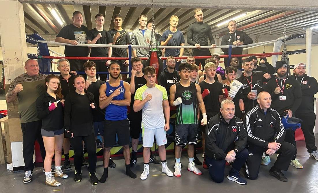 Alive_ABC's tweet image. 13 boxers up at the Wilts/Glos ABA squad session today. Nice work and valuable experience for all. #DurringtonBoxing #AlwaysLearning