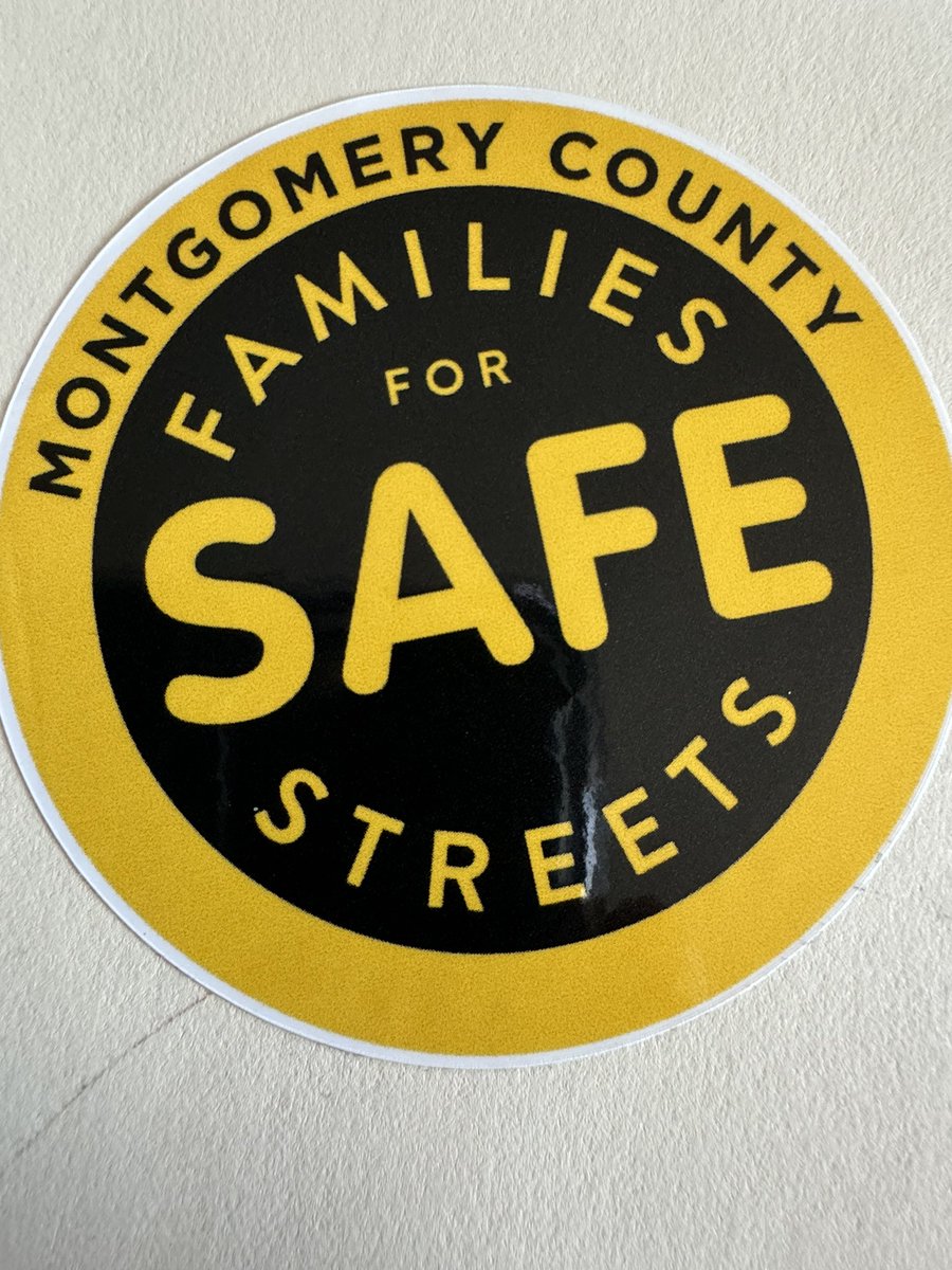 Joined the #rideforyourlife in Bethesda today in honor of #WorldDayOfRemembrance & the 300 traffic crash fatalities in the DC region including Enzo Alvarenga & Sarah Langenkamp. I will continue to be a voice for road designs & laws that protect all road users. #mocofss #WDoR2023