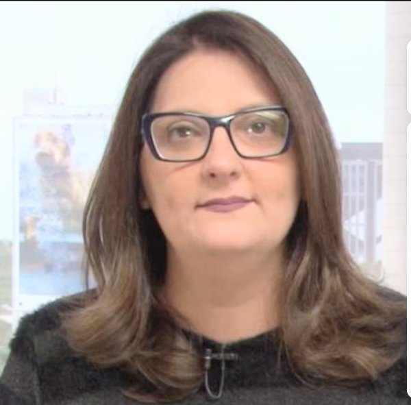 Andreza Matais, editora-chefe de Política do Estadão, é a "dama das fake news". Uma denúncia enviada por colaboradores do jornal ao MPT-DF contra Matais, revela a fraude promovida pelo Estadão, que associou Flávio Dino a uma mulher classificada como "dama do tráfico do Amazonas".