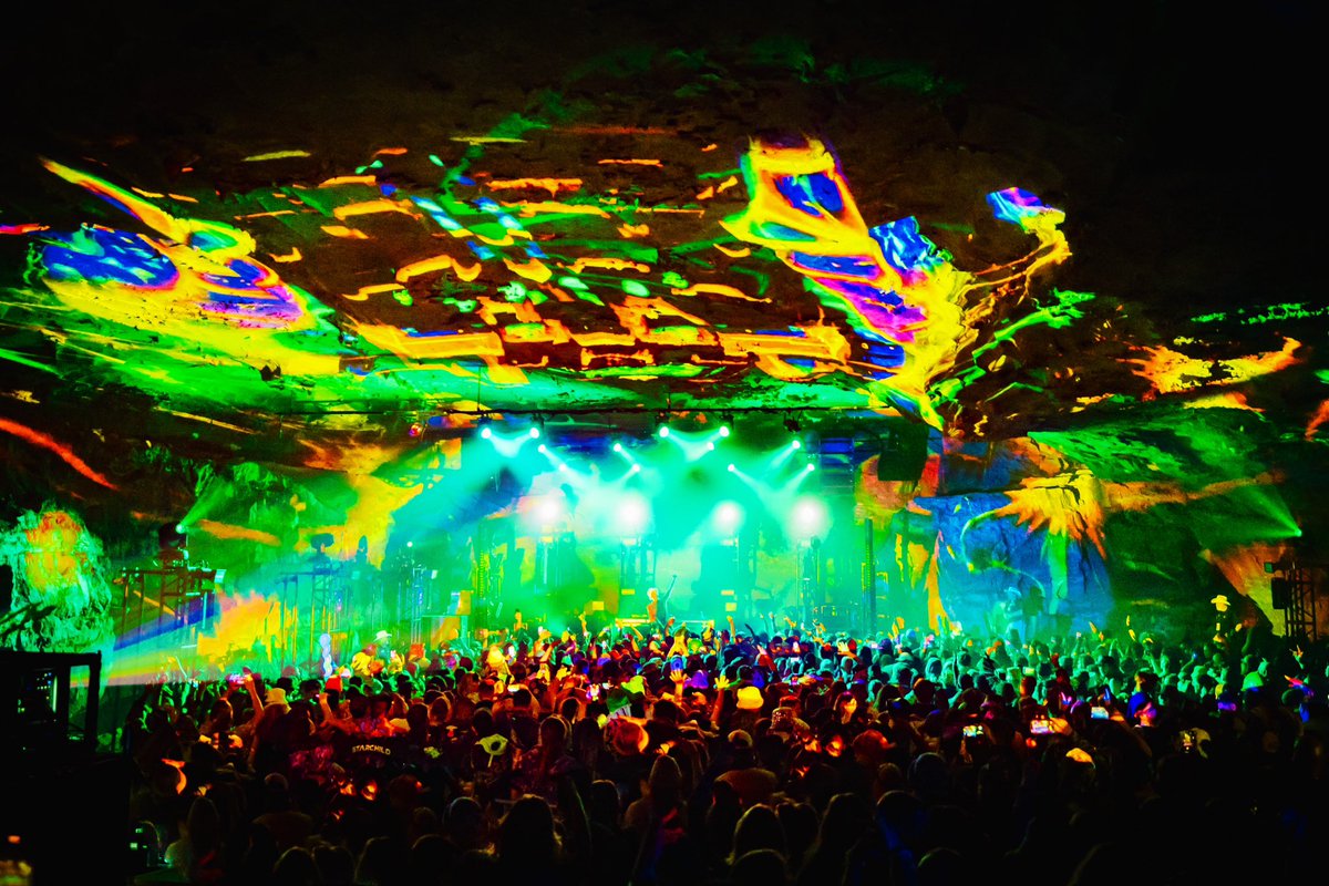 lsdream's tweet photo. RAVE CAVE photos dump! Beyond magical, mind blowing, insane, surreal, wow… I couldn’t have asked for a more perfect weekend, surrounded by love and beautiful energy!! My first time at the @thecaverns too🫠😭🙌🏼🤪😩 https://t.co/qXEKNQ4Iz5