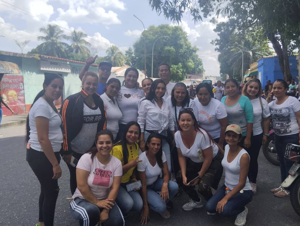 Banavihaldia's tweet photo. #BanavihInforma🗣️|| BanavihPortuguesa y Sede Central ratifica su compromiso con la Patria y se despliega al simulacro electoral del referéndum consultivo en defensa de la Guayana Esequiba.
#Vota5VecesSi https://t.co/mmiYsPcAca