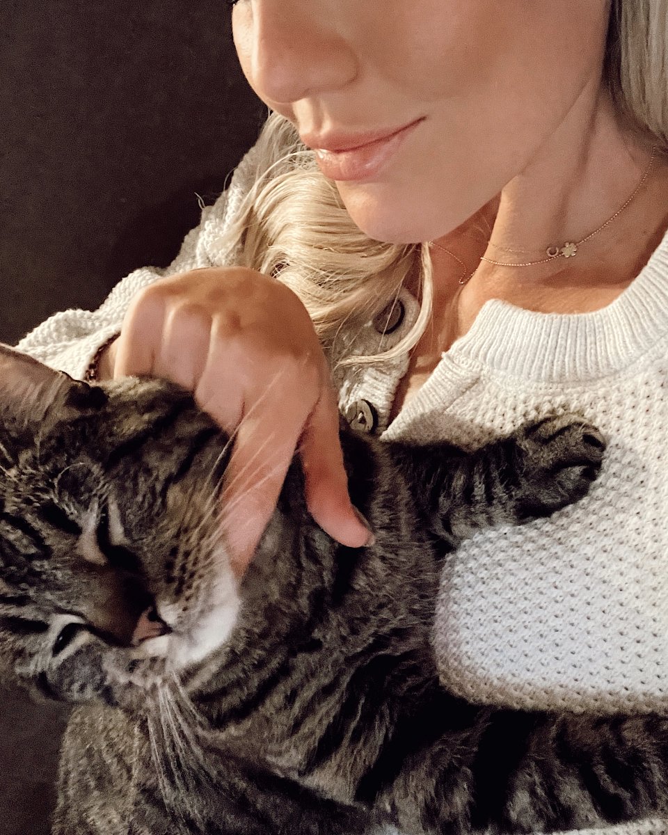 Maya Brenner tweet media