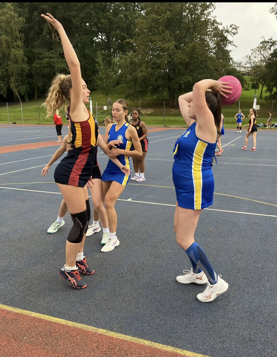 Caroline scott tweet media