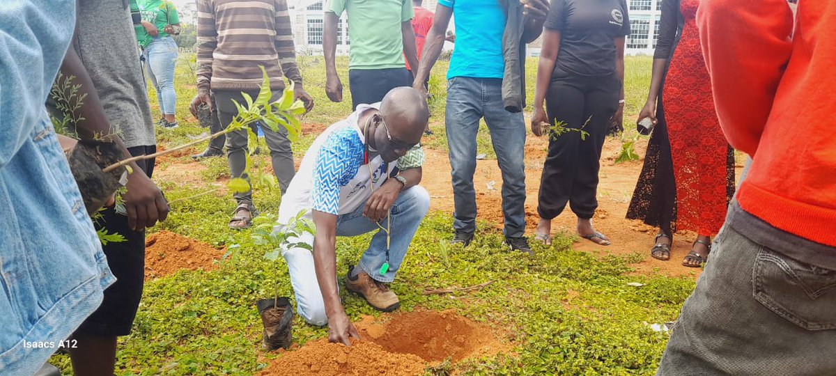 EcoDesignerKE's tweet photo. On 18th of November 2023 ,YGAK MMUST Chapter embarked on Greening MMUST initiative program at the university grounds by growing 1,000 trees. What a great day!π±
#Futureinamilliontrees
#Jazamiti
@yfga_kenya
@MMUST_Kenya https://t.co/XZ6WDVNVSK