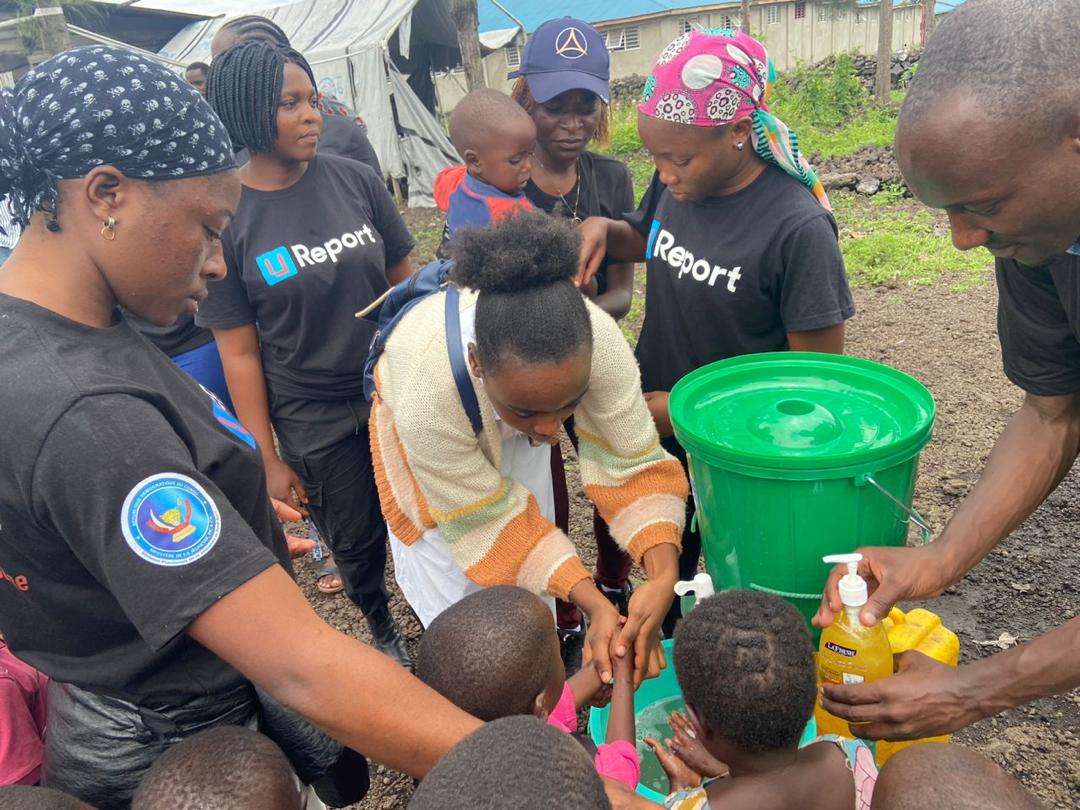 LindaNsimire's tweet photo. 🔴 #U_REPORT: Servons notre communauté avec dévouement du mieux qu'on peut jusqu'à ce que servir devient une véritable source de plaisir.
🔴Ensemble luttons pour le changement positif de notre communauté
#je_suis_u_report ✊✊
@UNICEFDRC @UNICEF_france @SophieChavanel https://t.co/vnCBpVFuGT