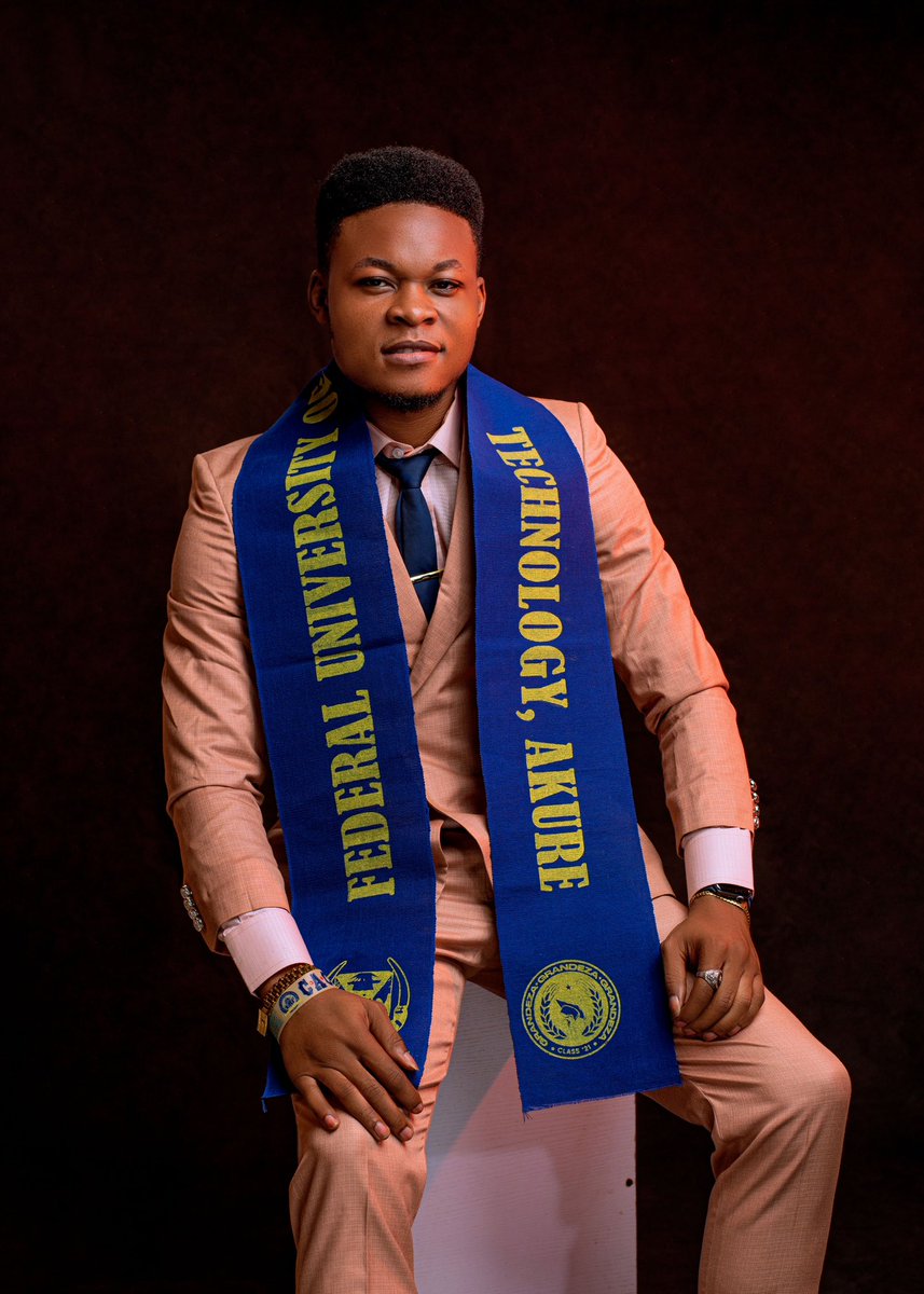 AdebayoElis's tweet photo. The many things you get in life,
With lots of struggle and strive,
The day you achieve things,
From all the beings,
You know that you are someone,
And you move ahead
To be the number one
Congrats to me myself and I !
#Futa33rdConvocation
#futa
#GrandezaClass21 https://t.co/RhlGJeZdvm