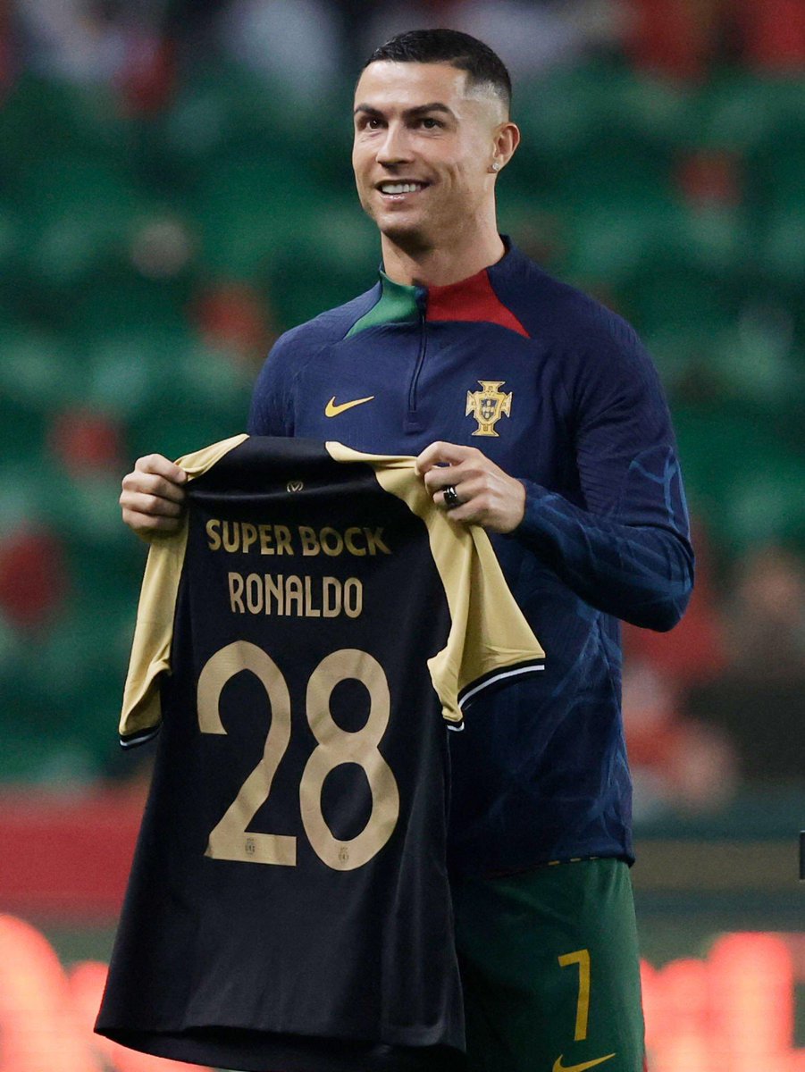 2003.                                2023.