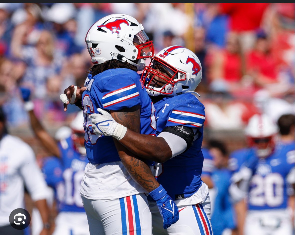 #AGTG I am blessed to receive my 3rd Offer from SMU thank you  @CoachThibbs for the opportunity!! #PonyUpDallas  @SMUFB @BrianRandle40 @LaytonBrian @preston_rambo