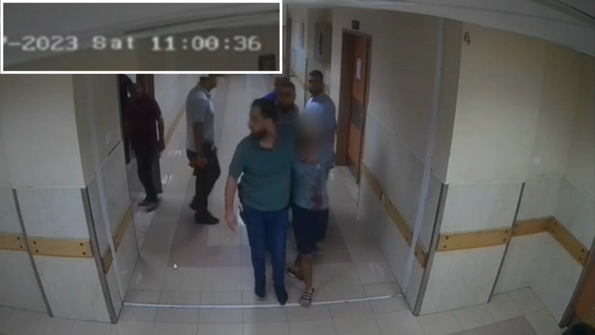 Övervakningsfilmer inne från Al-Shifa sjukhuset visar att Hamas tog med sig gisslan dit den 7 oktober. De som inte rapporterade detta, som bara såg på är lika medskyldiga till det här kriget. WHO och Röda korset borde skämmas. 

Frige gisslan omedelbart!