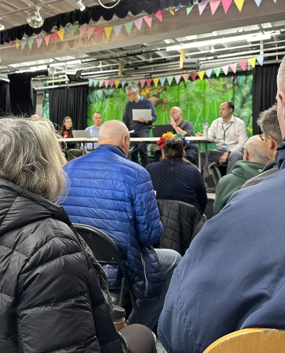 Fi Redpath tweet media