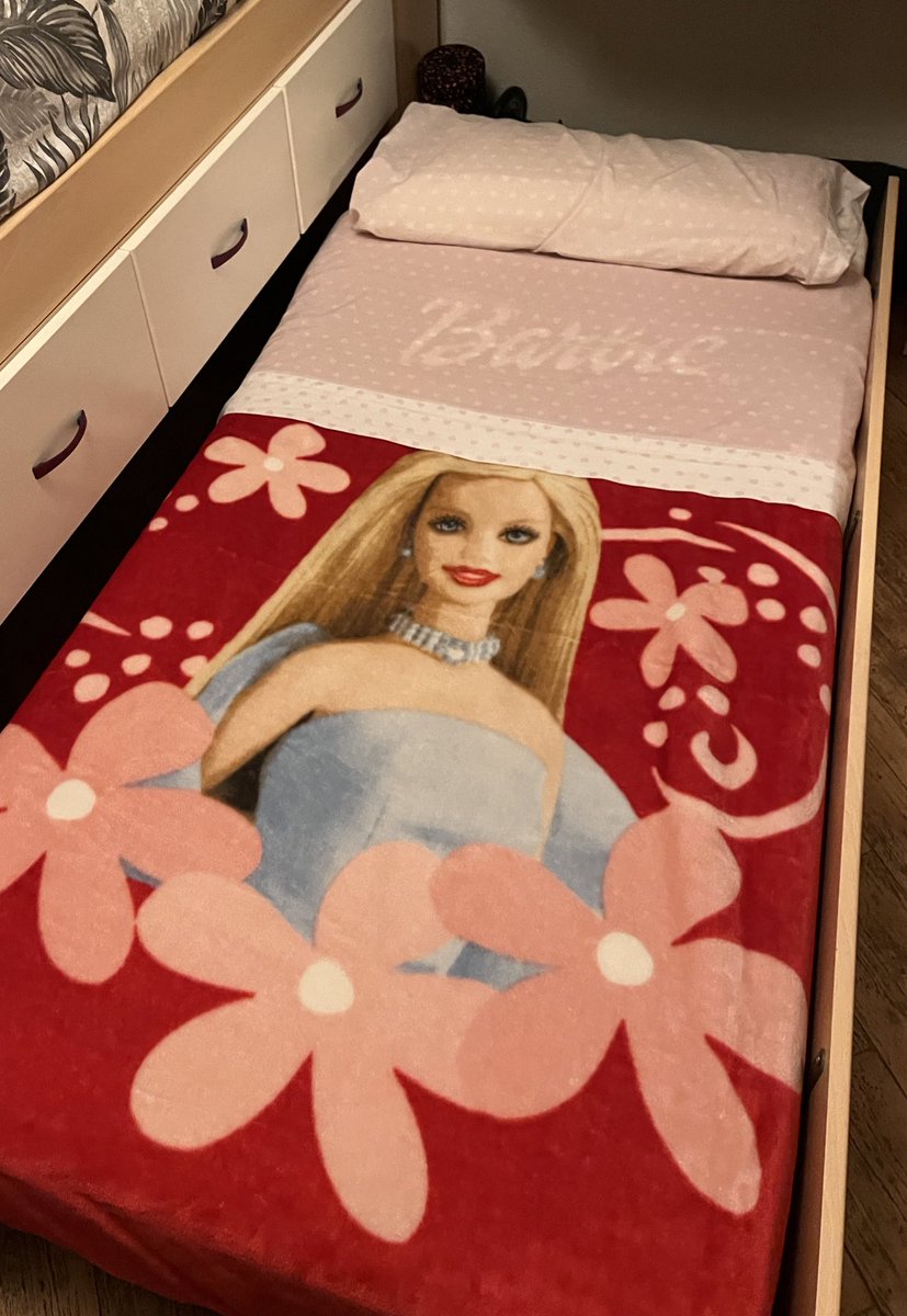 Creo que mi suegra está mandándome mensajes subliminales, buenas noches