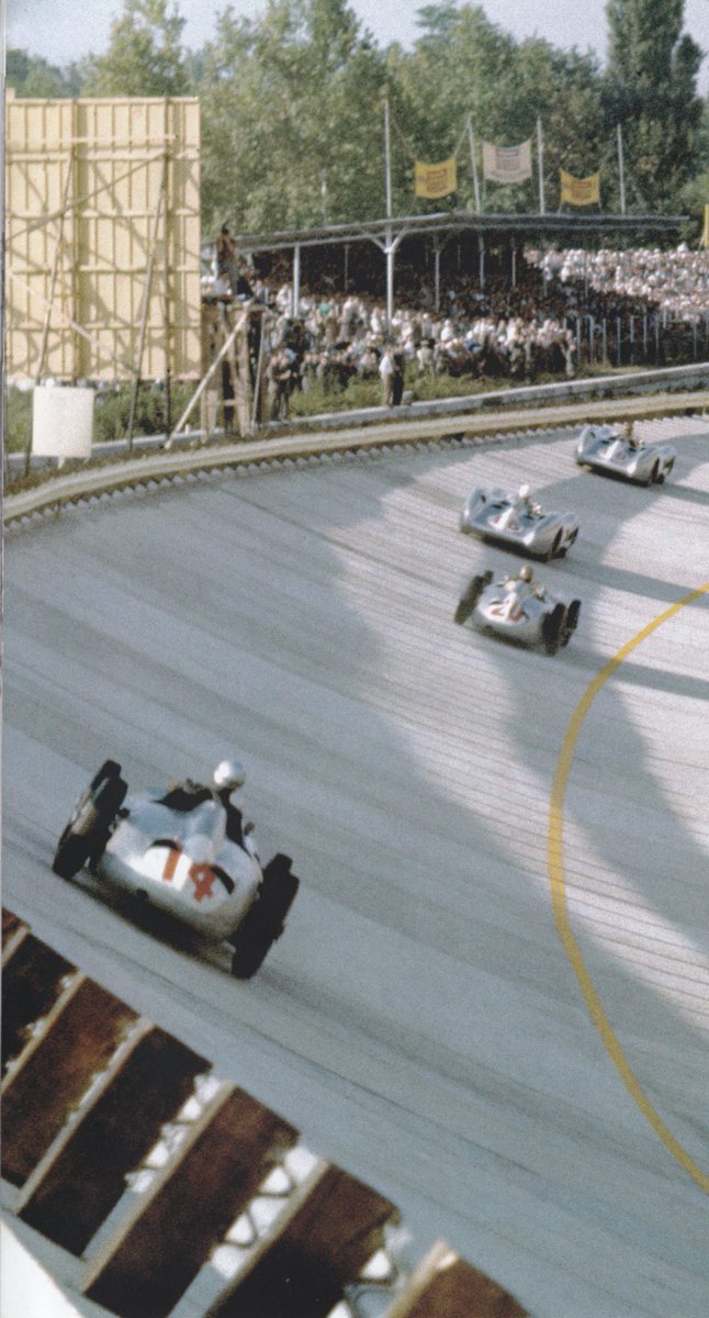 VintageLastFlag's tweet image. .
🏁k kling p taruffi s moss fangio italy 1955 #F1 🏁

🏆internal-combustion.com/nuvolari/k-kli…🏆