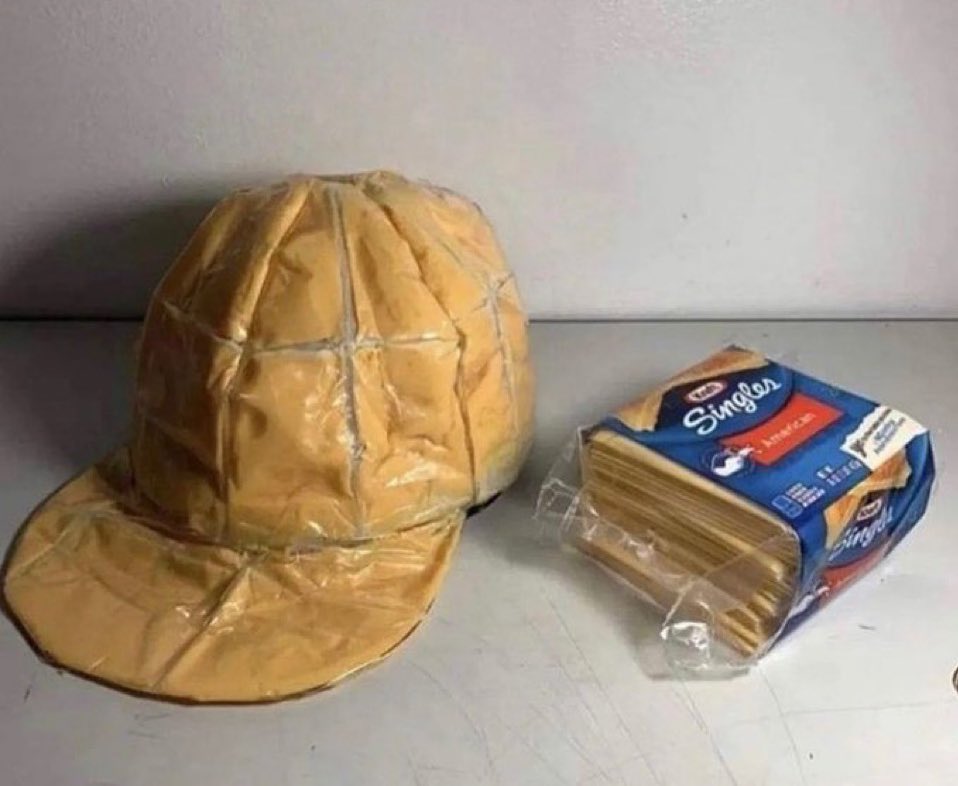 cheeseheadtv's tweet photo. Had my Tucker Kraft cheesehead ready for his breakout https://t.co/VTHZ0TuRPu