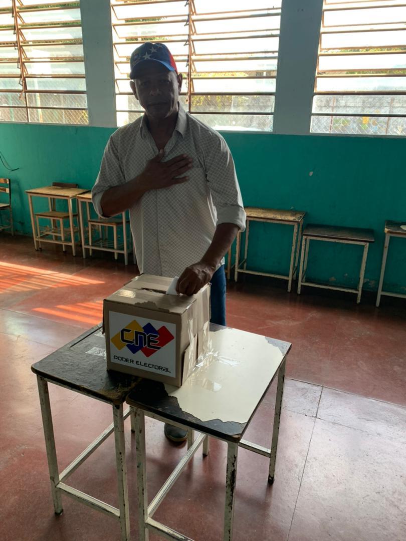 5 veces si por la Paz y la Patria  🇻🇪💪

#SimulacroElectoral
#ElEsequiboEsNuestro

<a href="/NicolasMaduro/">Nicolás Maduro</a>
<a href="/dcabellor/">Diosdado Cabello R</a> 
<a href="/jorgerpsuv/">Jorge Rodríguez</a> 
<a href="/JoseGVielmaMora/">Vielma Mora</a> 
<a href="/josemvasquez/">José Vásquez</a> 
<a href="/PartidoPSUV/">PSUV</a>