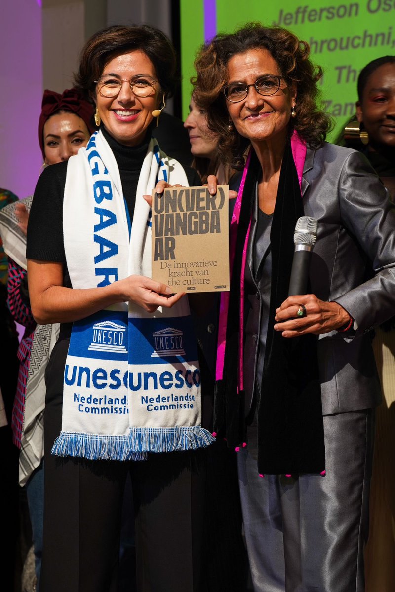 Prachtige middag, de presentatie en overhandiging van het <a href="/UNESCO_NL/">UNESCO Nederland (dormant)</a> Beleidsadvies “On(ver)vangbaar. De Innovatieve kracht van The Culture” overhandigd aan <a href="/GunayUslu/">Gunay Uslu</a> .Met oa <a href="/MarieliesS/">Marielies Schelhaas</a> <a href="/MariekeB/">Marieke Brugman</a> <a href="/MartijnvanEck/">Martijn van Eck</a> <a href="/Xueli_Abbing/">Xueli Abbing</a>