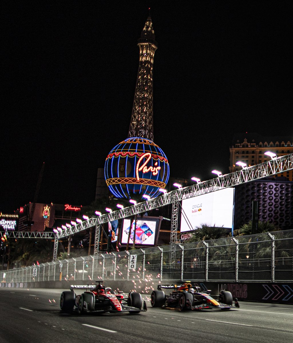 ESPNF1's tweet image. There were 82 separate overtakes during the Las Vegas Grand Prix, ranking it #2 in the 2023 season overall behind Zandvoort! 💨

(h/t @virtualstatman)