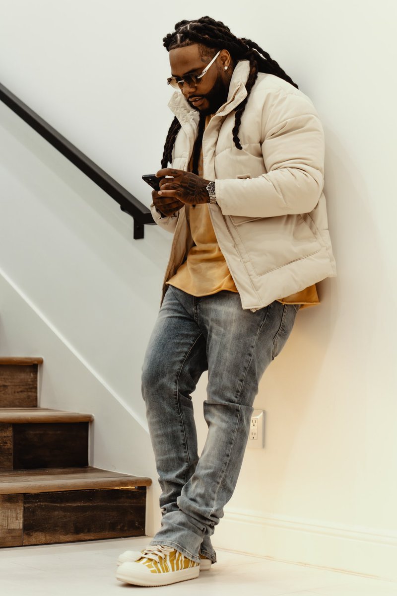 iamsteeezy's tweet photo. ⚡️ make it count https://t.co/vRtaO1glLK