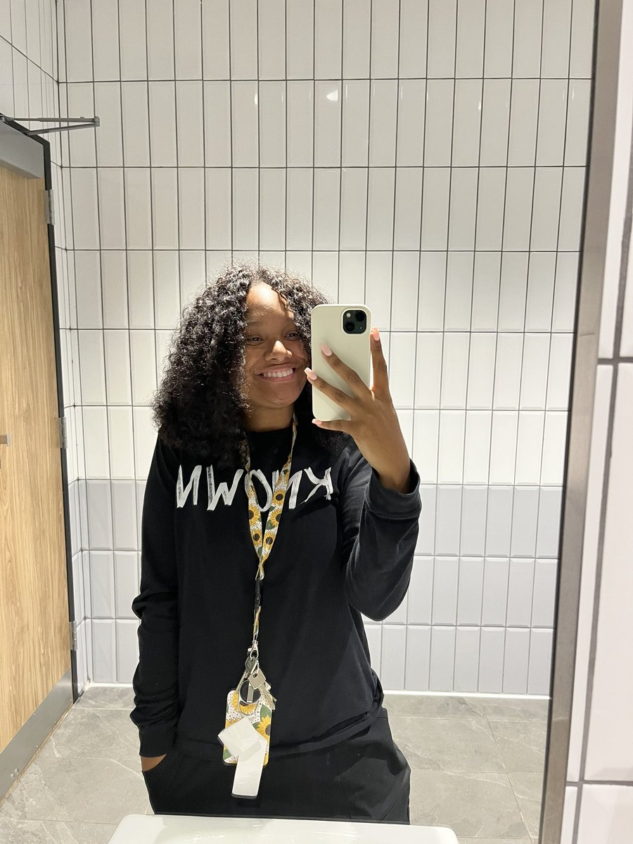 _destinnn's tweet photo. a mini dump of life lately 🤍 https://t.co/Yv0xqueL6X