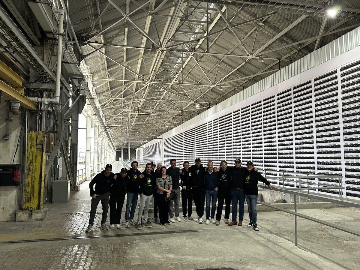 RyanNuckolls_'s tweet photo. Digital Infrastructure Group ⛏️ helping turn a 🇫🇷 #BTC miner into Texans! 

#ERCOT #DataInfrastructure #EnergyMarkets https://t.co/wFRVaJNWQX