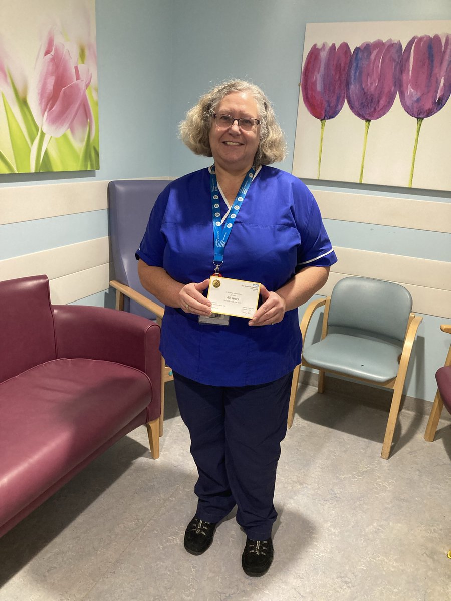 PHU_NHS's tweet photo. Congratulations to Jeanie Fitch who recently marked 40 years with the NHS 🎉
Jeanie begun her Nurse Training in 1983 and qualified as a Nurse in 1985.
Orthopaedic was her main choice of speciality and she hasn't left the department for the last 40 years!
#LongServiceSunday https://t.co/N4pNUw2n7f
