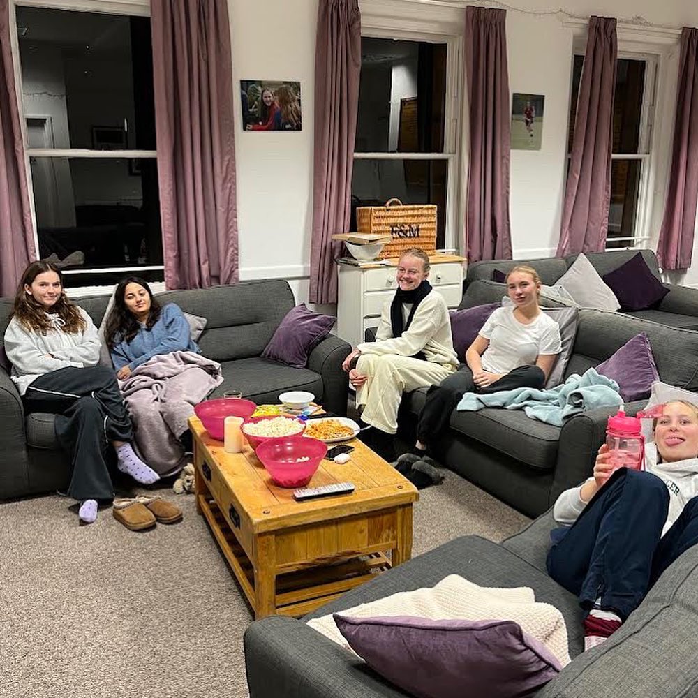 Weekends in Alban’s 

- A Sunday roast for the boarders 
- Nicole, Coco and Isabel went to Covent Garden on the weekend boarding trip 
- Saturday night film night and snacks