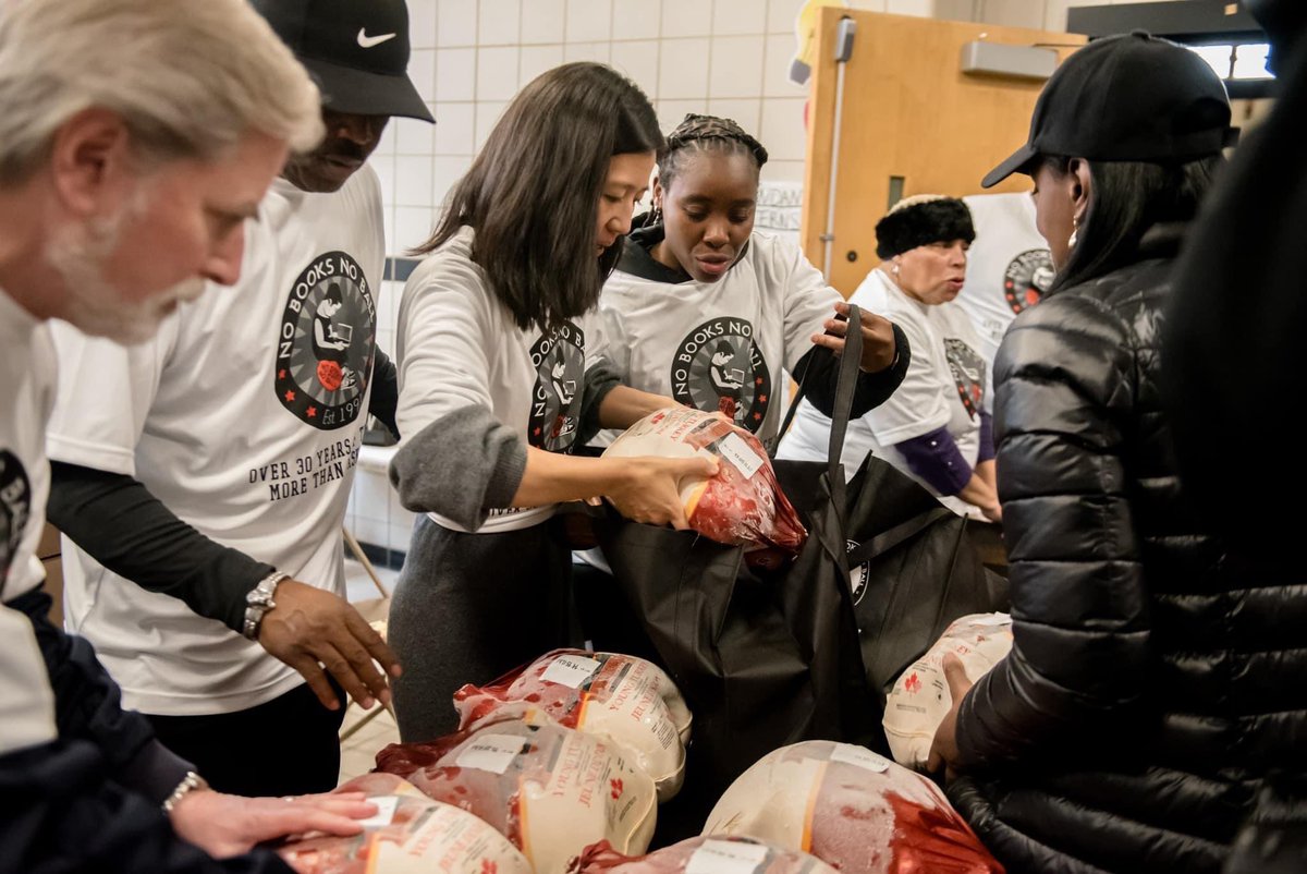 Yesterday, the <a href="/OfficeofBMA/">Office of Black Male Advancement</a> partnered with the <a href="/Nobooksnoball/">Nobooksnoball</a> program in support of their 25th annual Turkey Giveaway. Thanks to the NBNB program, sponsors and dedicated volunteers for providing 1,000 Turkeys and sides to families across the City of Boston.