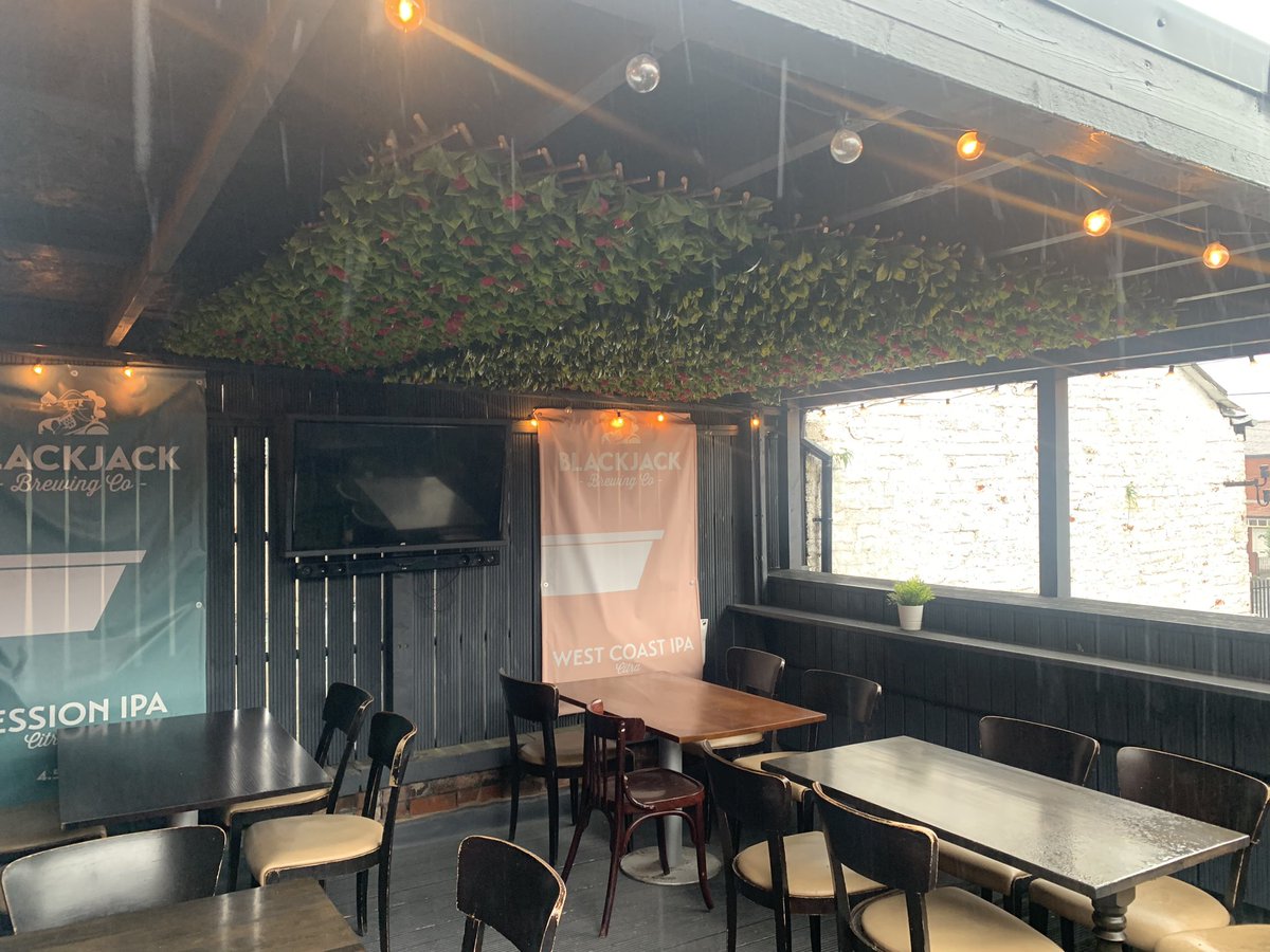 Fred's Ale House tweet media