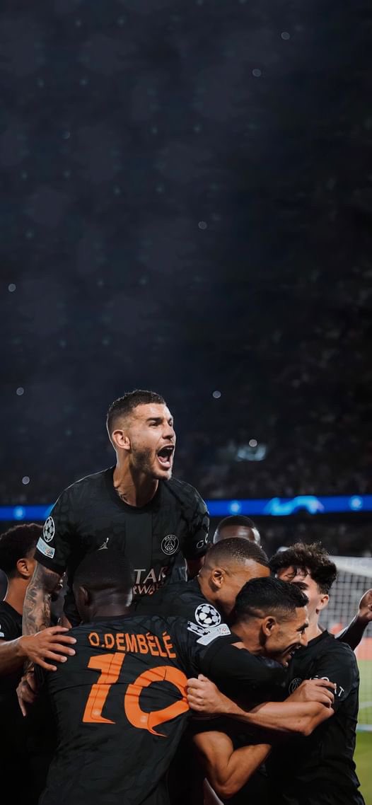 ActuFRHernandez's tweet image. 🚨FOND D’ÉCRAN EXCLUSIF #2 

𝑳𝒅𝒄 𝑵𝒊𝒈𝒉𝒕  ✨🌙

📱 @LayoutFC