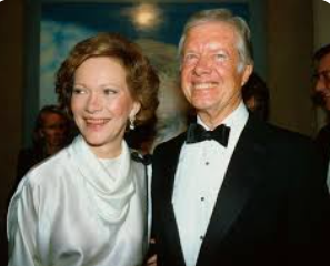 VABVOX's tweet image. Thinking of Jimmy Carter right now and how very hard it is to lose a spouse. The longer the love affair the harder the loss and his and Rosalyn's marriage was quite obviously a life-long love affair. 💔❤️