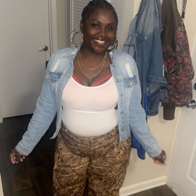 Qu33nBeautiful's tweet photo. #NewProfilePic https://t.co/JijixyLBI6