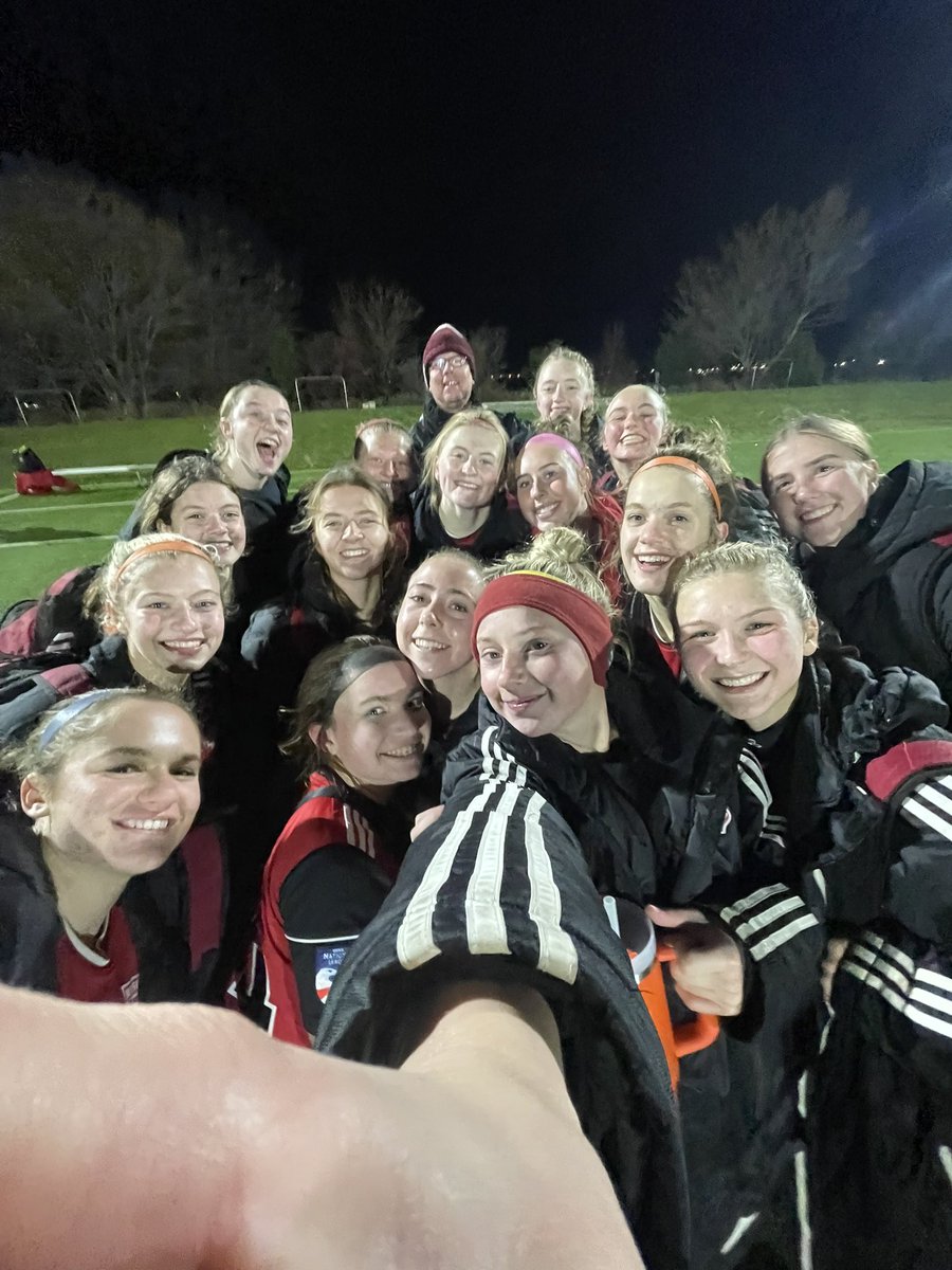 Madison 56ers 05/06 Girls tweet media