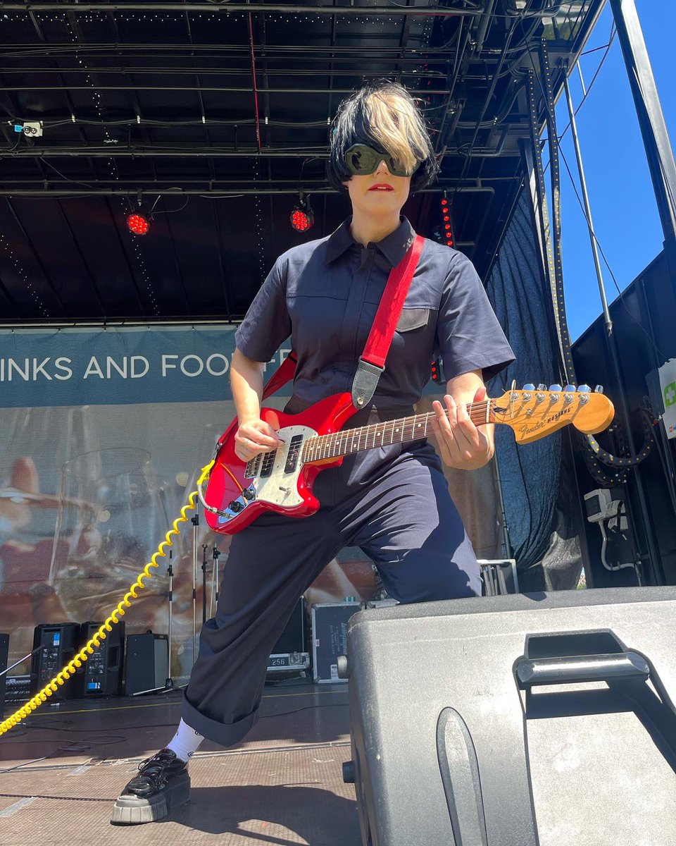 becsandridge's tweet photo. Premium guitar concentration face(s) brought to you by yours truly 👋🏻.

#cockrock https://t.co/g3eyVuMmNM