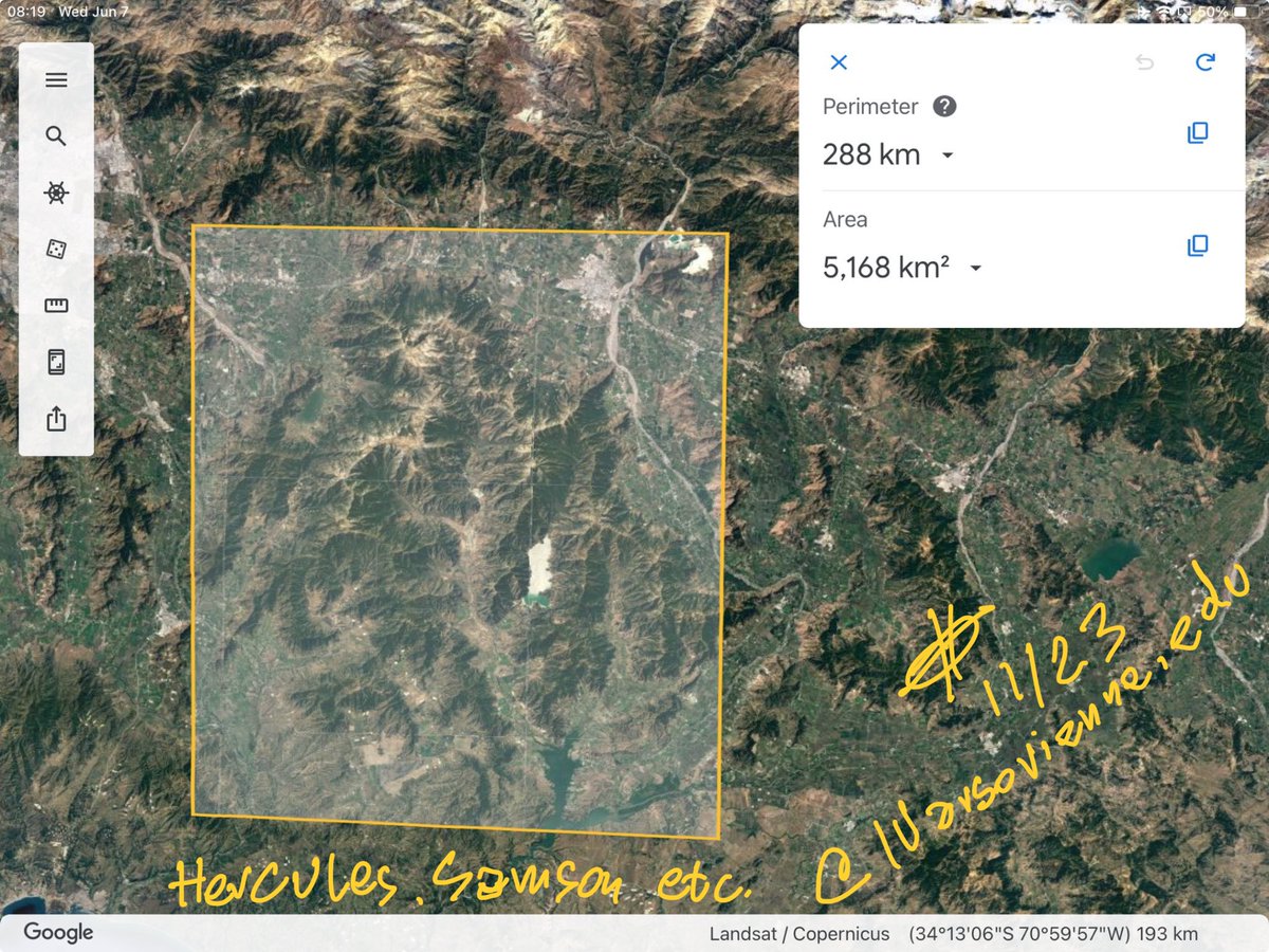 IVarsovienne's tweet photo. A semester long project at the local university would help clarify the issue of existence of the colossal geoglyphic geo-form near #Santiagochile. #longhistory #consciousness #mytheme #prehistory #academia #geoglyphic #geoart #geofact #paradigmaticanalysis https://t.co/6nNOqqT1mk