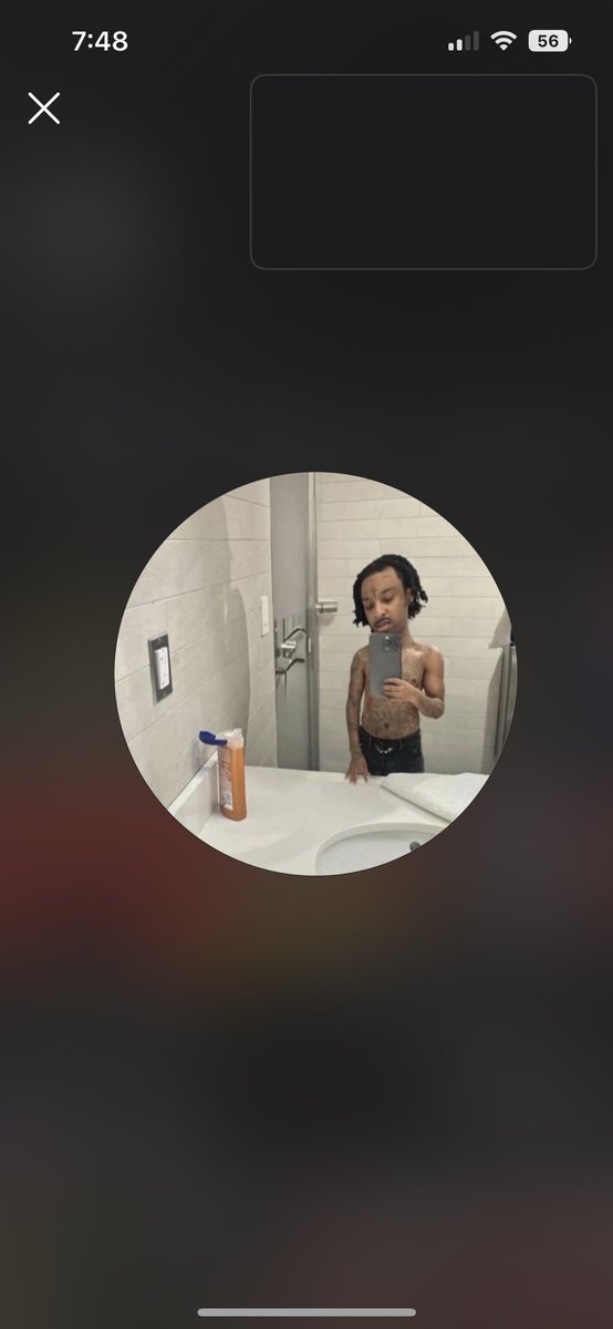 menyxg's tweet photo. 21’s insta profile pic is killing me 😭 https://t.co/EVY7KkoXHd