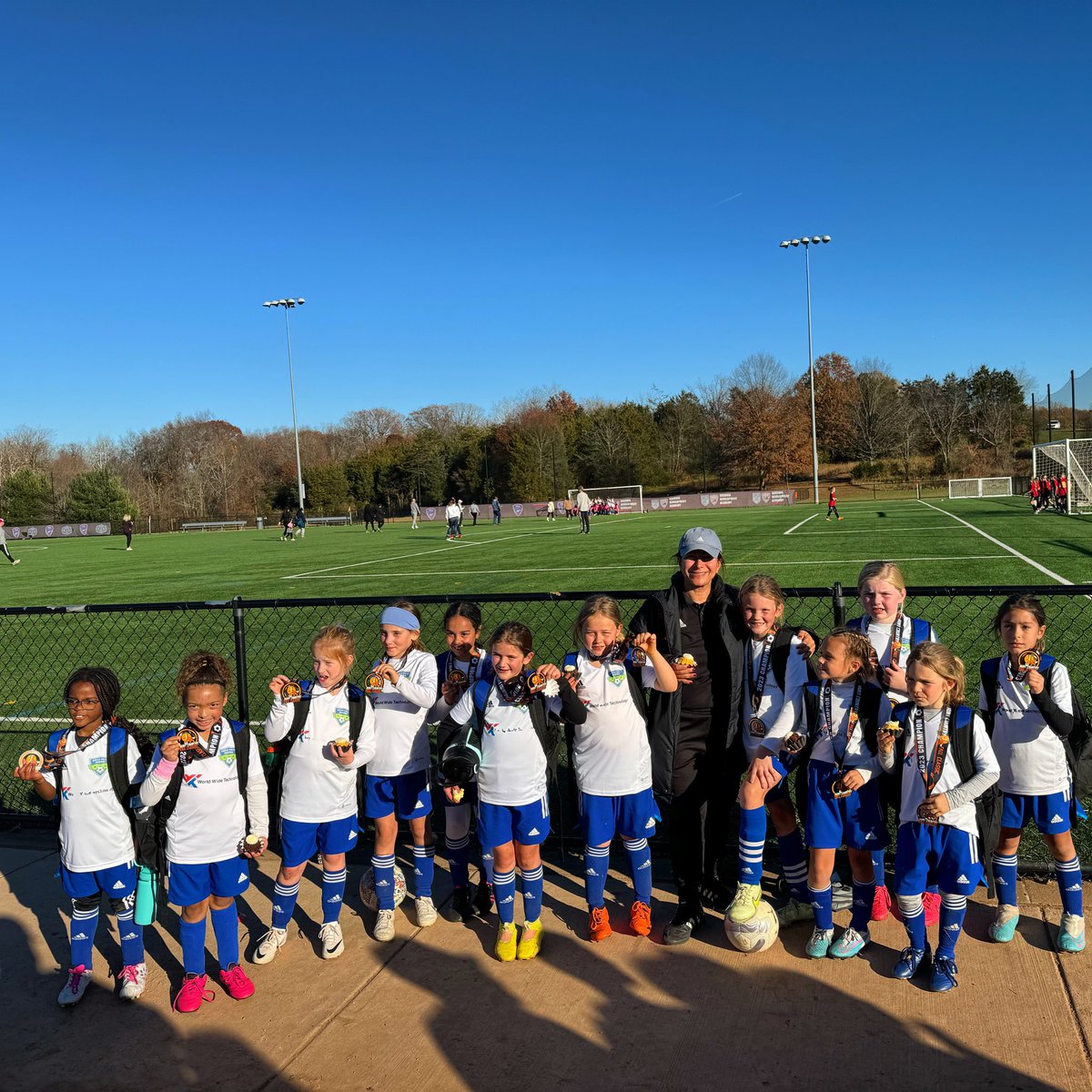 GFRsoccer's tweet photo. 2015 Arsenal girls are @soccernvsc Hunt Country Fall Classic CHAMPIONS 🎉

#gfrsc #champions #champs #soccer https://t.co/0zEOIXW8Bk