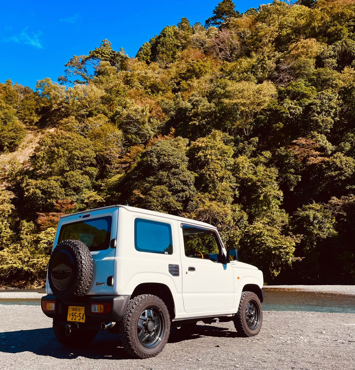 iguso's tweet photo. #JIMNY#JB64XG#26U5MT
静岡市玉川
静かな初冬の河原で ボ〜っと。 https://t.co/FfW8Y1z7o1