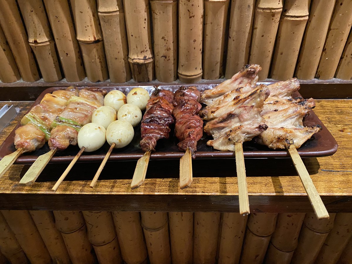 littlemy_lol's tweet photo. お誕生日のお祝いで連れて行ってもらった久々の焼き鳥屋🥰
ついつい飲み過ぎてしまいました🍶　
ここは🇺🇸やで〜😆　を忘れてしまいそう🤣　ゴチ😋 https://t.co/O7UeAtODkj