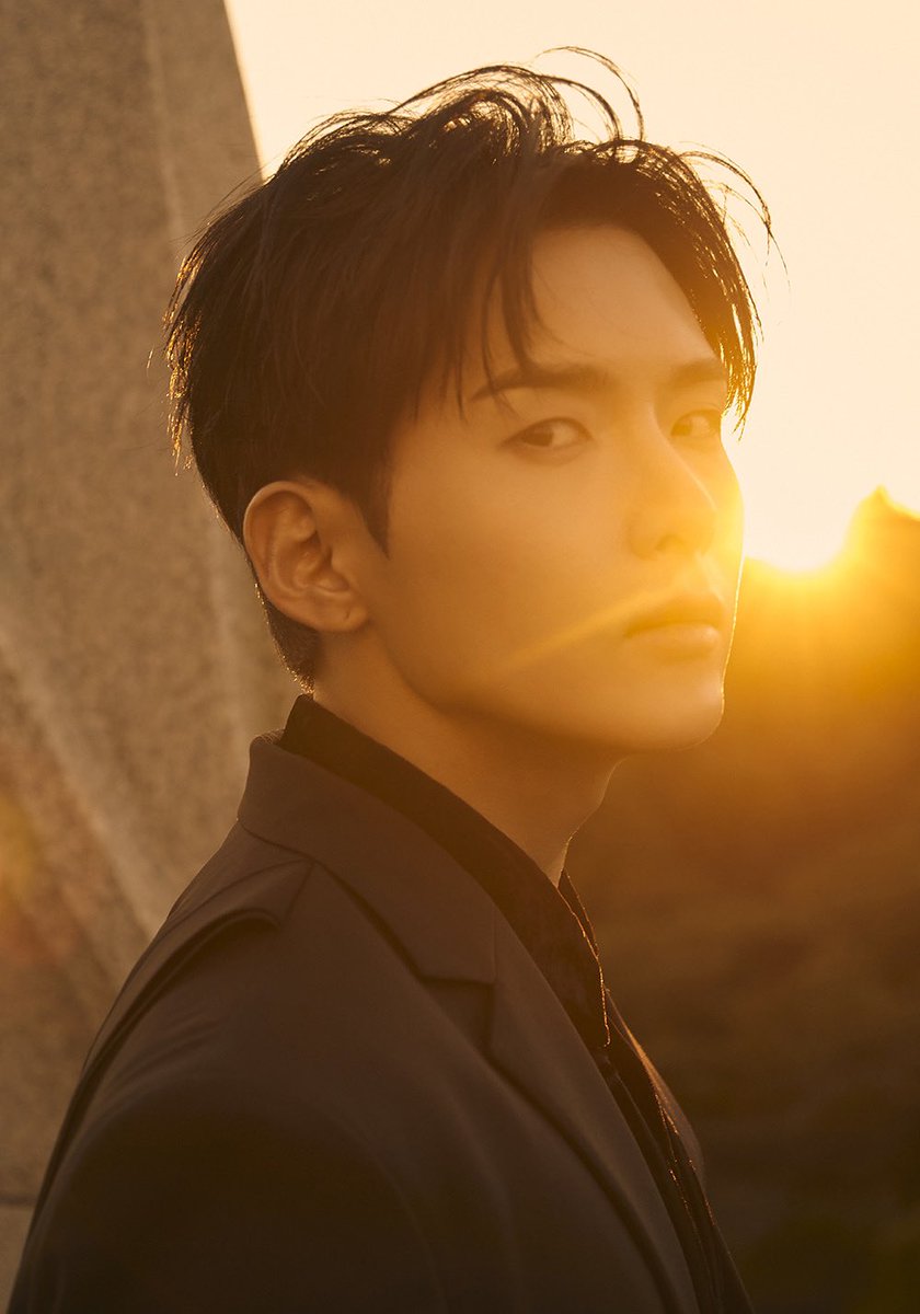 SJofficial's tweet photo. 슈퍼주니어 려욱, 감성 발라드 ‘아무것도 하지 않아도 돼’ 오늘 공개!
오후 6시 음원 및 MV → 7시 유튜브 원더케이 라이브 콘텐츠 선사!

https://t.co/vWqaDgiGhJ

#려욱 #RYEOWOOK 
#슈퍼주니어 #SUPERJUNIOR 
#아무것도하지않아도돼 https://t.co/GugzoPNyY2