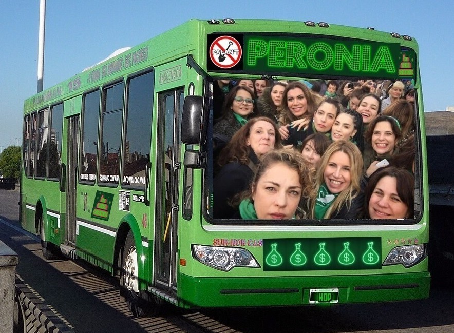 Roxjenesaispas's tweet photo. Renunció Massa... Y ahora chiques? Se jugaron en vano. https://t.co/coLfK6g8yK