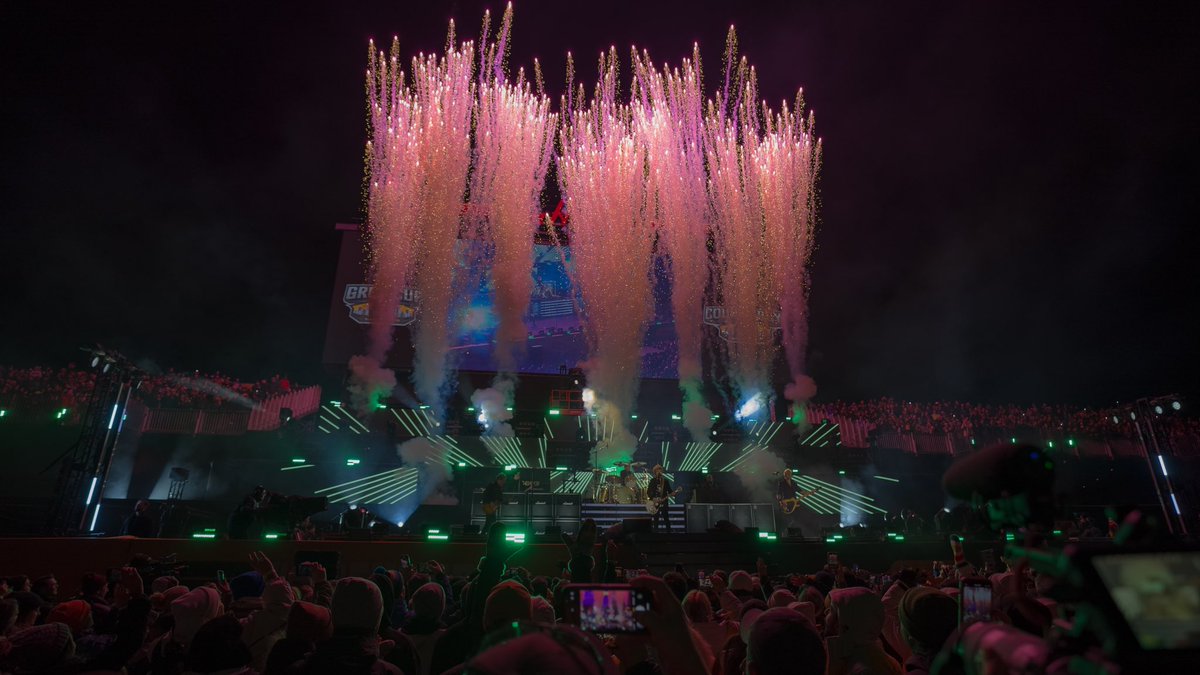 We hope you had the time of your life 🎸

Thank you <a href="/GreenDay/">Green Day</a> for an unbelievable <a href="/TwistedTea/">Twisted Tea</a> Grey Cup Halftime Show!! 🤘

#BuiltInTheHammer | #GreyCup | #CoupeGrey