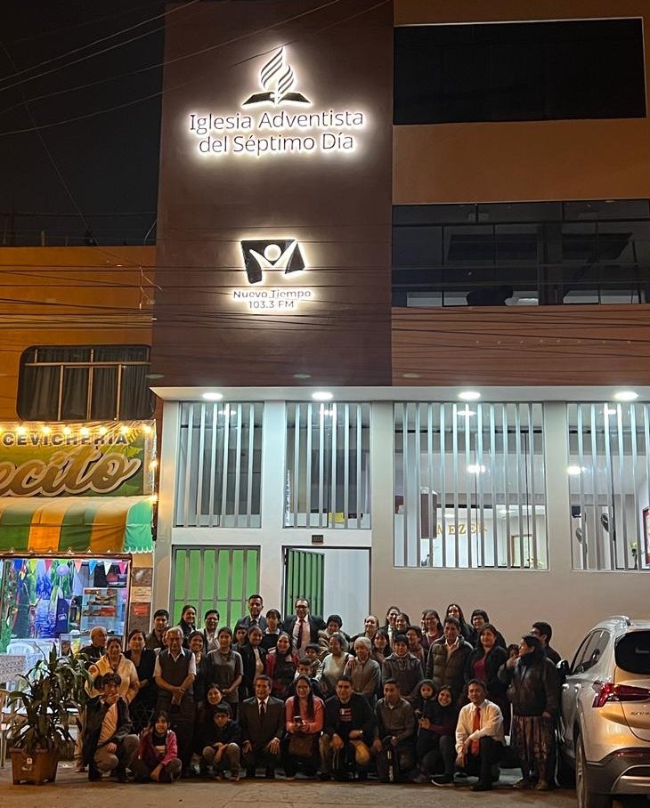 Angie y Daniel escucharon la📻 Radio NT y estaban en busca de una Iglesia ⛪️y gracias al logo de <a href="/radiontperu/">Radio Nuevo Tiempo Perú</a> con la emisora 103.3 FM recientemente ingurado en la IASD Naranjal #MiCOP #UPN lograron ubicarla, ahora son atendidos en el #EspacioNT 📖 #JuntosPorMásEstudiosBíblicos 🙏