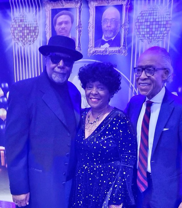 TheRevAl's tweet image. In Queens last night with William and Valerie Bell, the parents of #SeanBell. Sean was killed by police in 2006 on the night before his wedding, a real injustice that I helped to shine a light on for accountability.