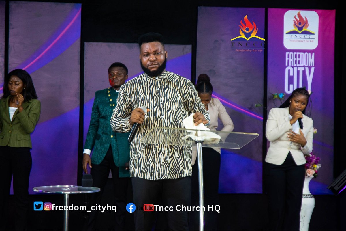Freedom_cityHQ's tweet photo. Do you know?
"Worship is not Singing, but singing is part of worship."
We are still on the subject matter, WONDERS OF WORSHIP.
Join Us next Sunday at 7:00am & 9:30am so that your face will be among these beautiful faces shown here. ππ
Happy New Week!
#Tnccc
#Fredomcityhq https://t.co/4fwWTFqnco