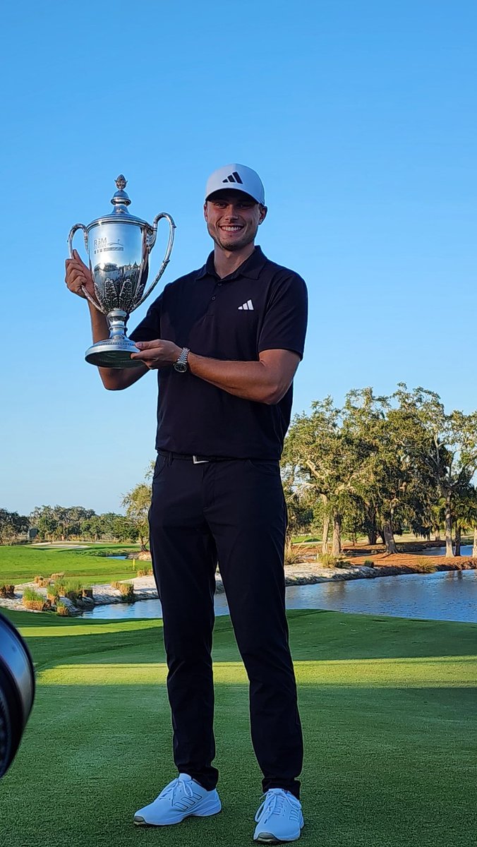 Greg Wise tweet media