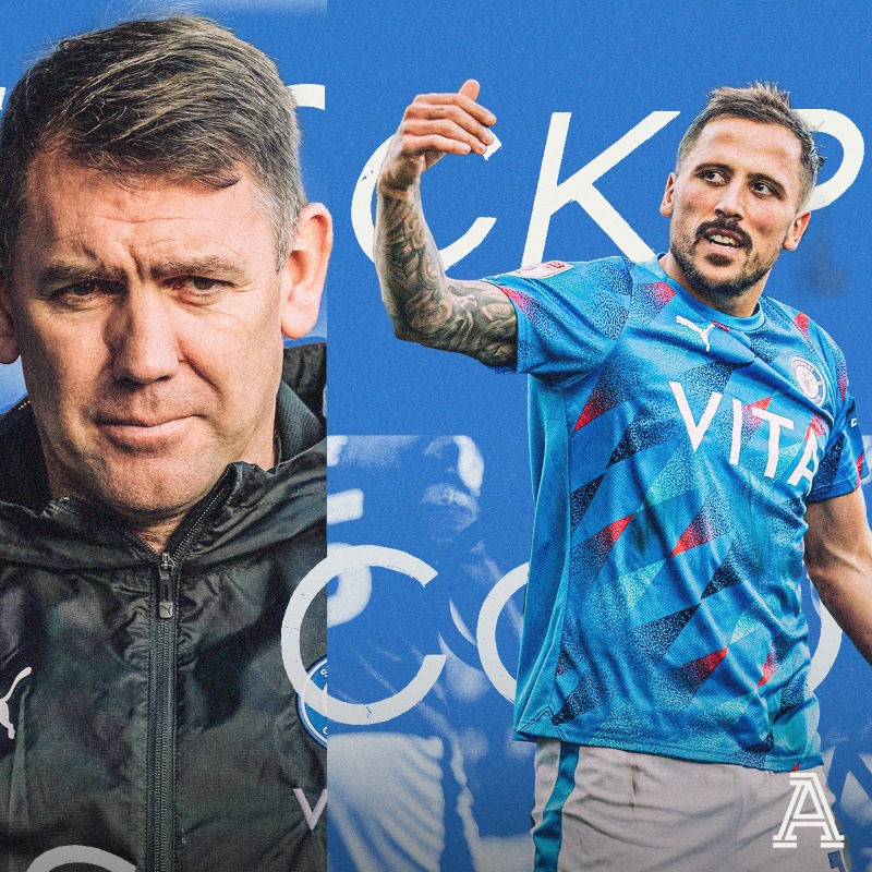 TheAthleticFC's tweet photo. In 1999, Stockport were in a higher league than Manchester City.

In 2013, they were part-time in the sixth tier.

Now - after 12 wins in a row - they're on their way back.

@DTathletic had access all areas - from dressing room to boardroom - to reveal how they did it.