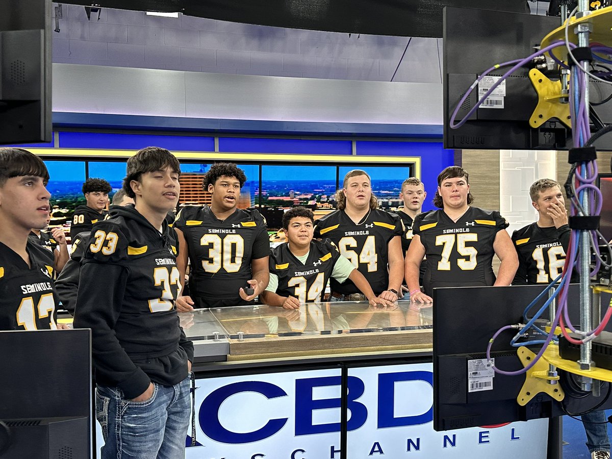 ZachFoxSports1's tweet photo. Let’s go! Huge congratulations to the Seminole Indians, the End Zone Team of the Week! 

Winning Area on a last second field goal! Great win, you can catch the interview tonight on KCBD Sports Xtra after the game @SHSIndianFB @SeminoleISD https://t.co/s2RiNXS60Z
