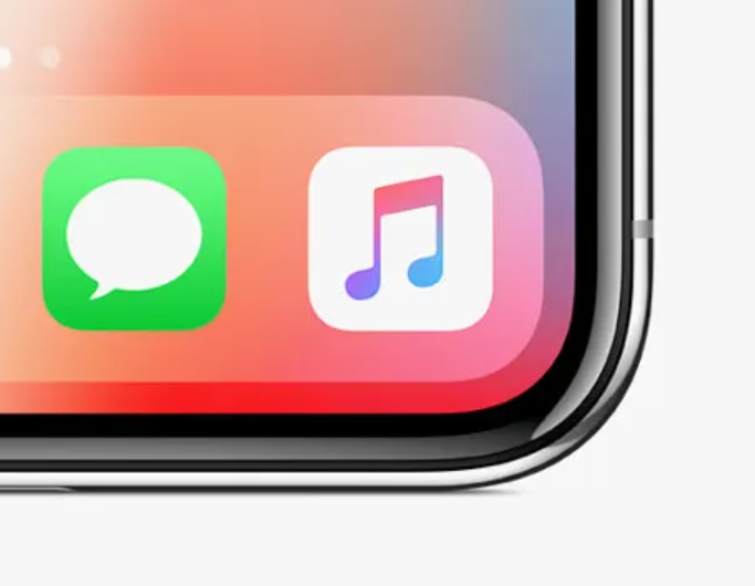 bySheaCohen's tweet photo. Not enough people appreciate that the corner radius of the iPhone X was specifically designed to perfectly match the corner radius of the apps in the dock. https://t.co/GaxNeNdyEW