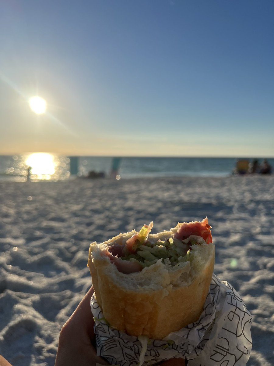 alyssa marie tweet media