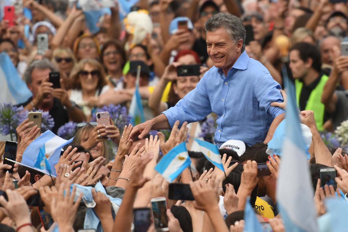 maquialifraco's tweet photo. En 2019 dijo que no nos iba a dejar solos.
En 2023 se la jugó por nuestro futuro. 

Gracias Mauricio. Siempre gracias. https://t.co/4qf5RWB1OH